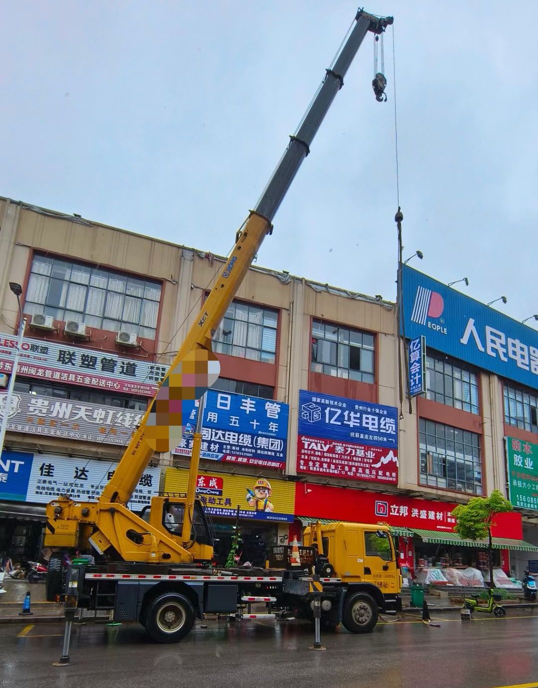 鹤山区什么时间对吊车进行维修保养最合适